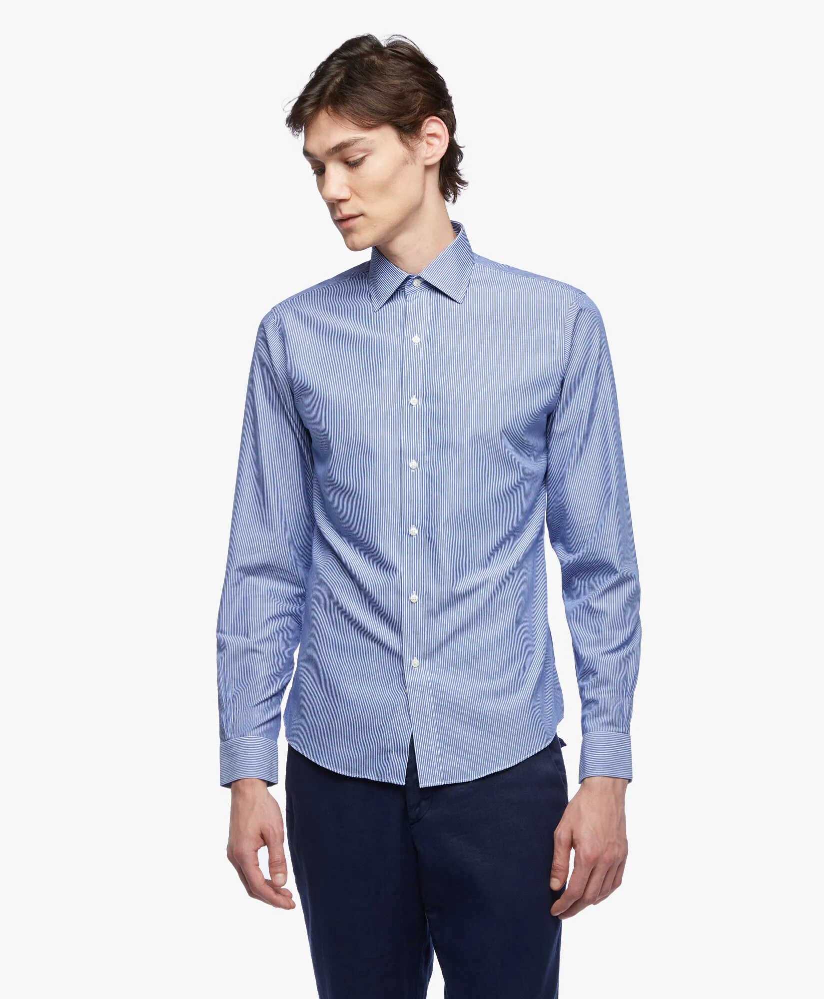 Camisa azul regular fit non-iron de algodón con cuello ainsley