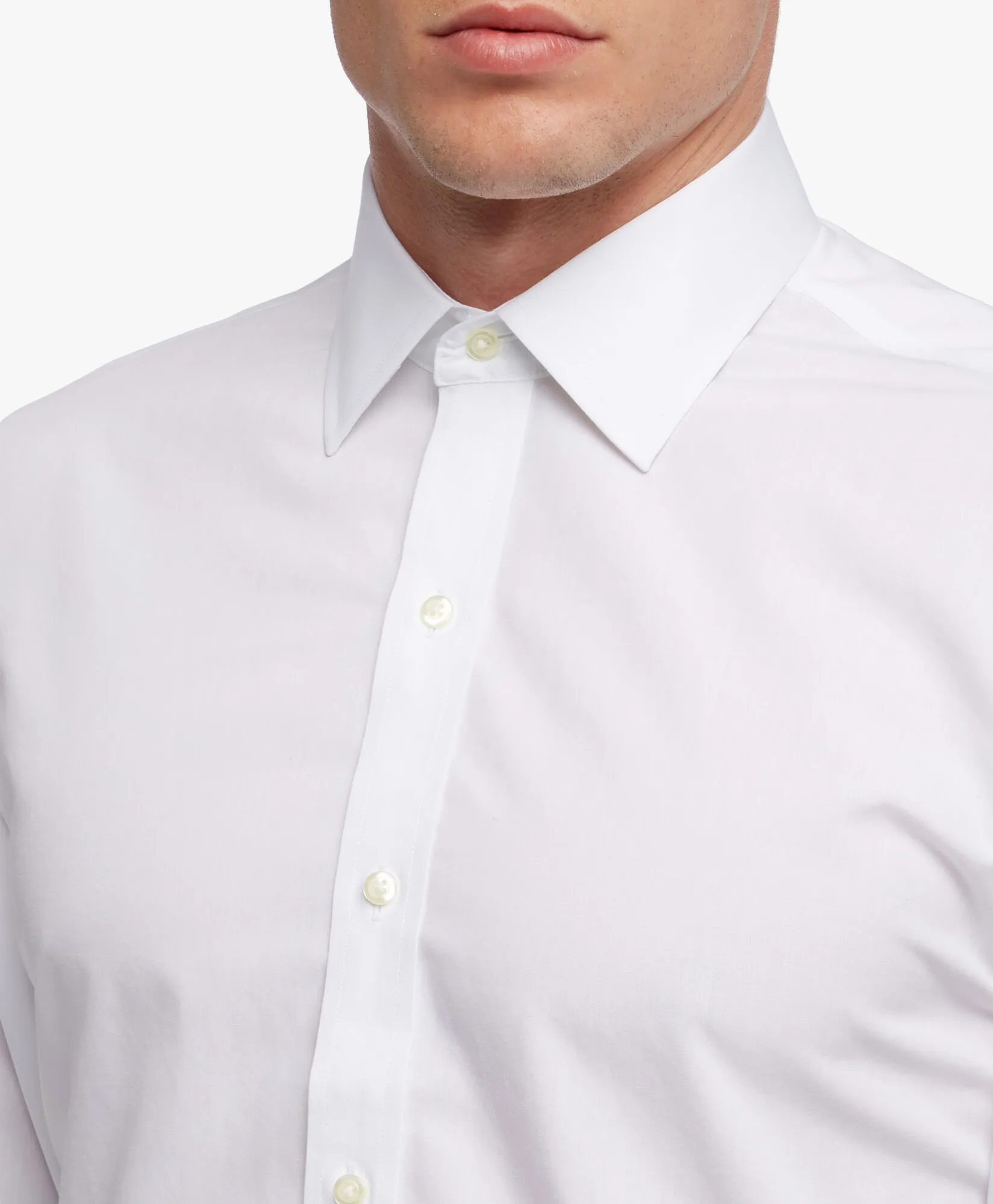 Camisa blanca regular fit non-iron de algodón con cuello ainsley