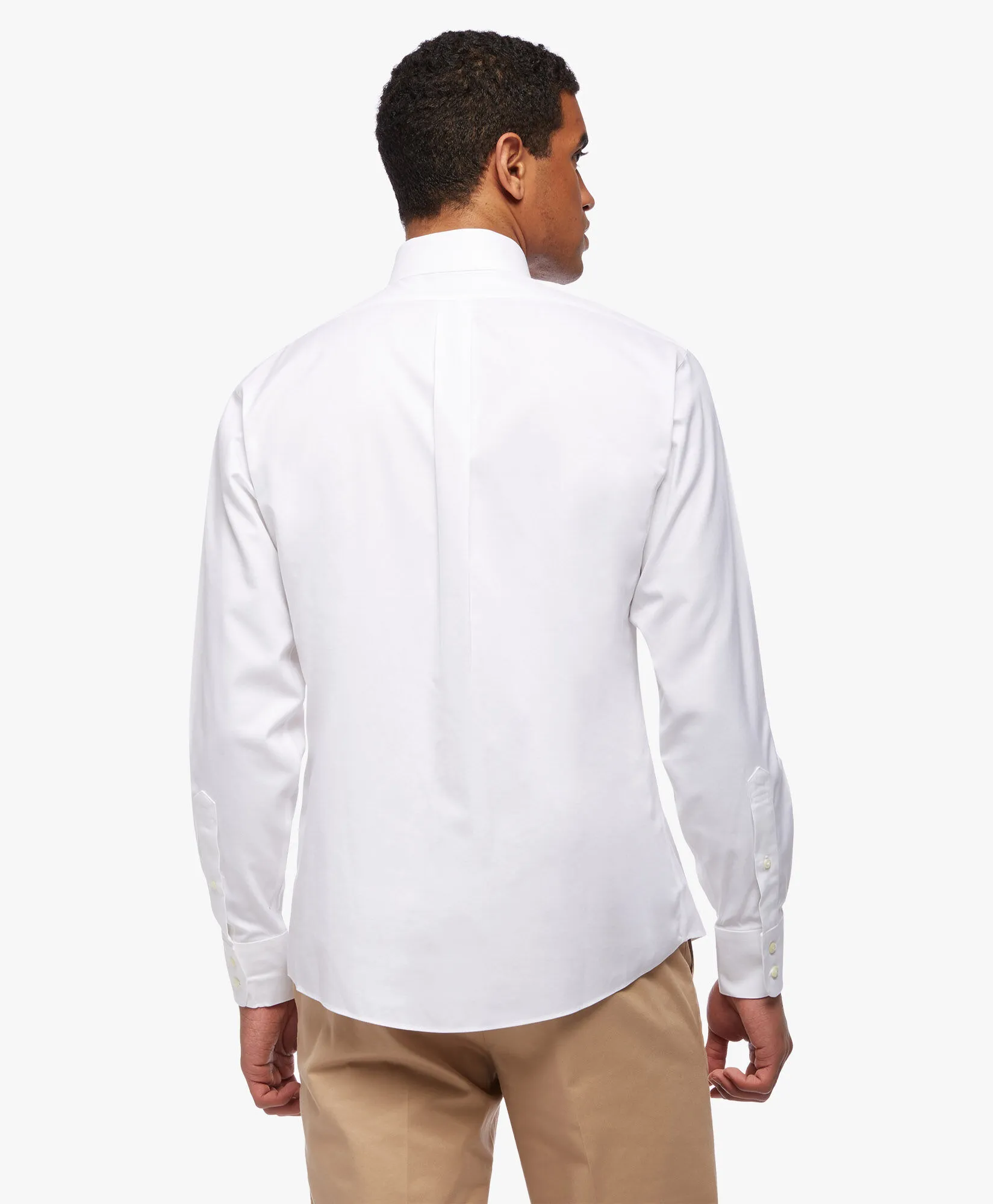 Camisa blanca regular fit non-iron de algodón elástico con cuello ainsley