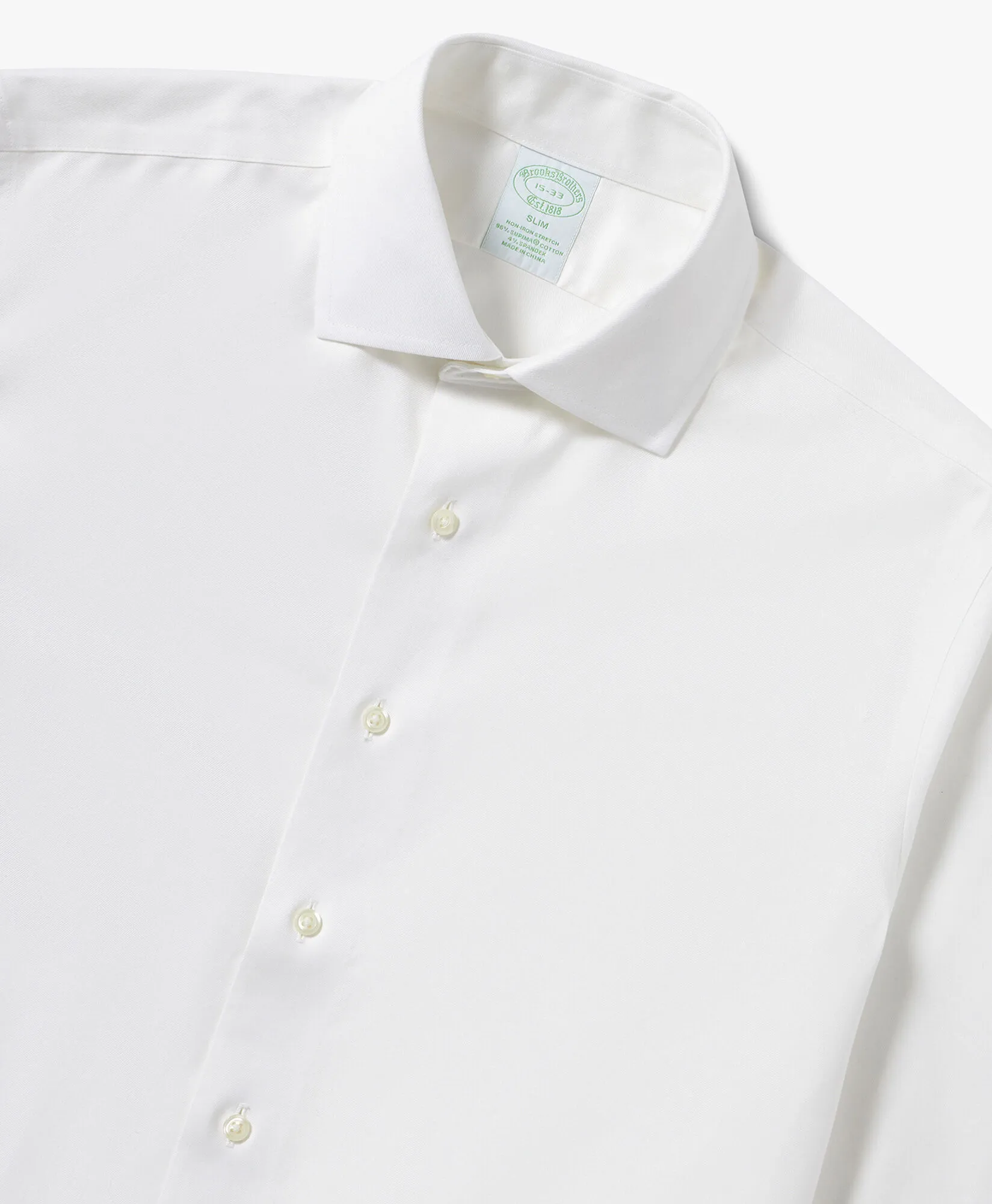 Camisa de corte slim non-iron de algodón elástico con cuello inglés abierto