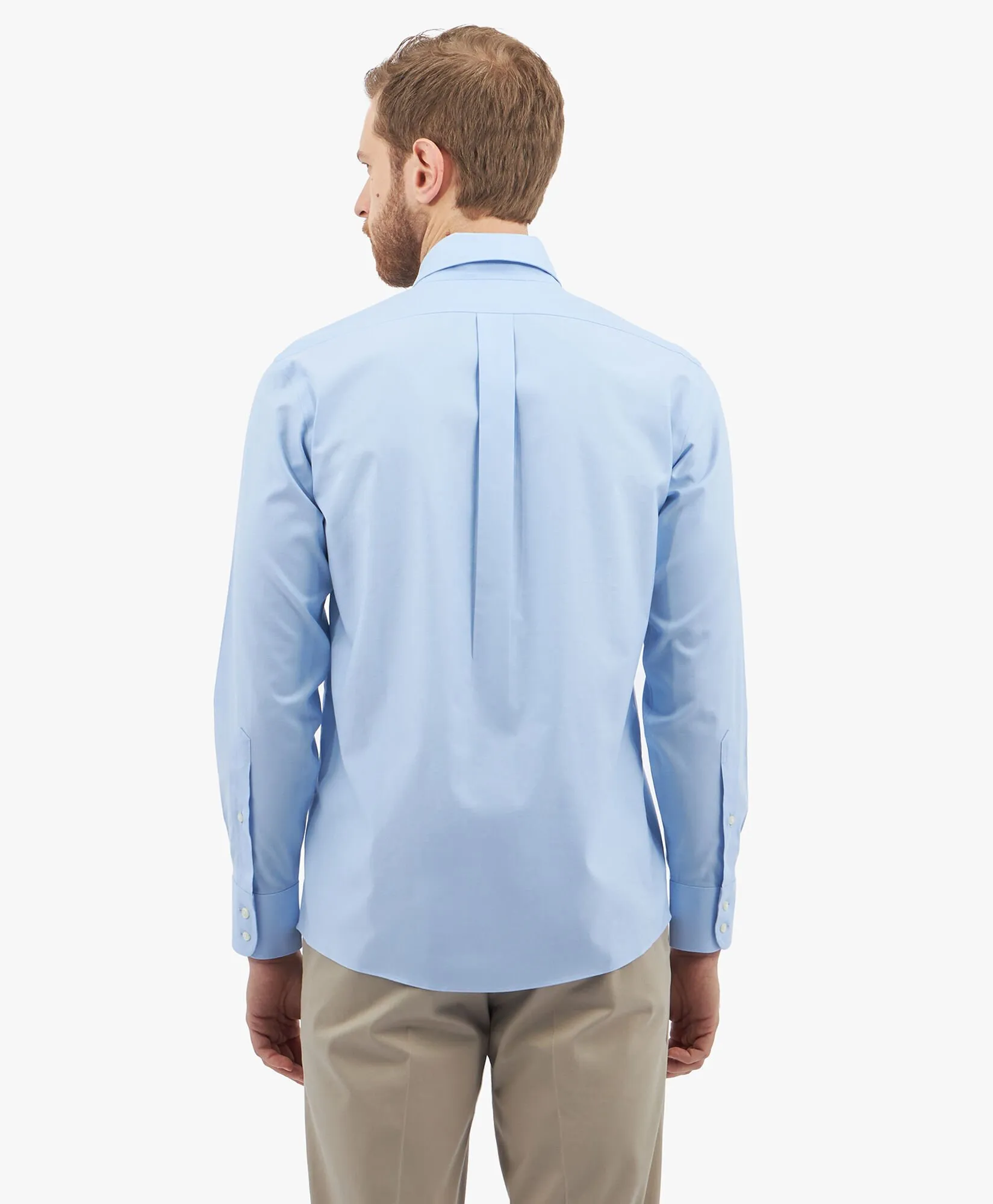 Camisa de vestir azul claro de corte regular non-iron en sarga de algodón Supima elástico con cuello button down