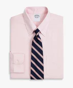 Camisa de vestir rosa claro de corte slim non-iron en algodón elástico con cuello button down