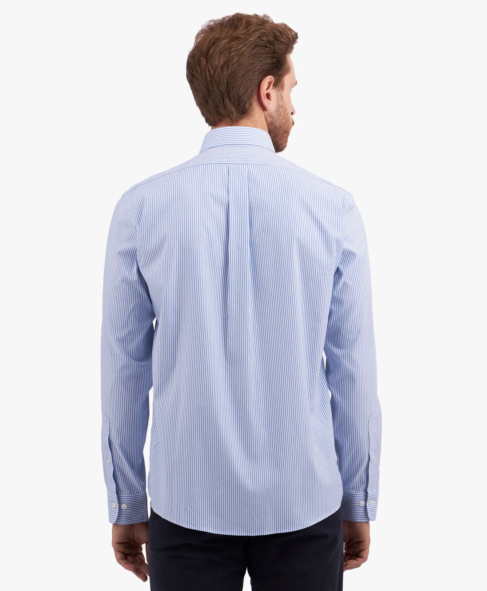 Camisa informal de corte regular non-iron de algodón Supima elástico con cuello button down