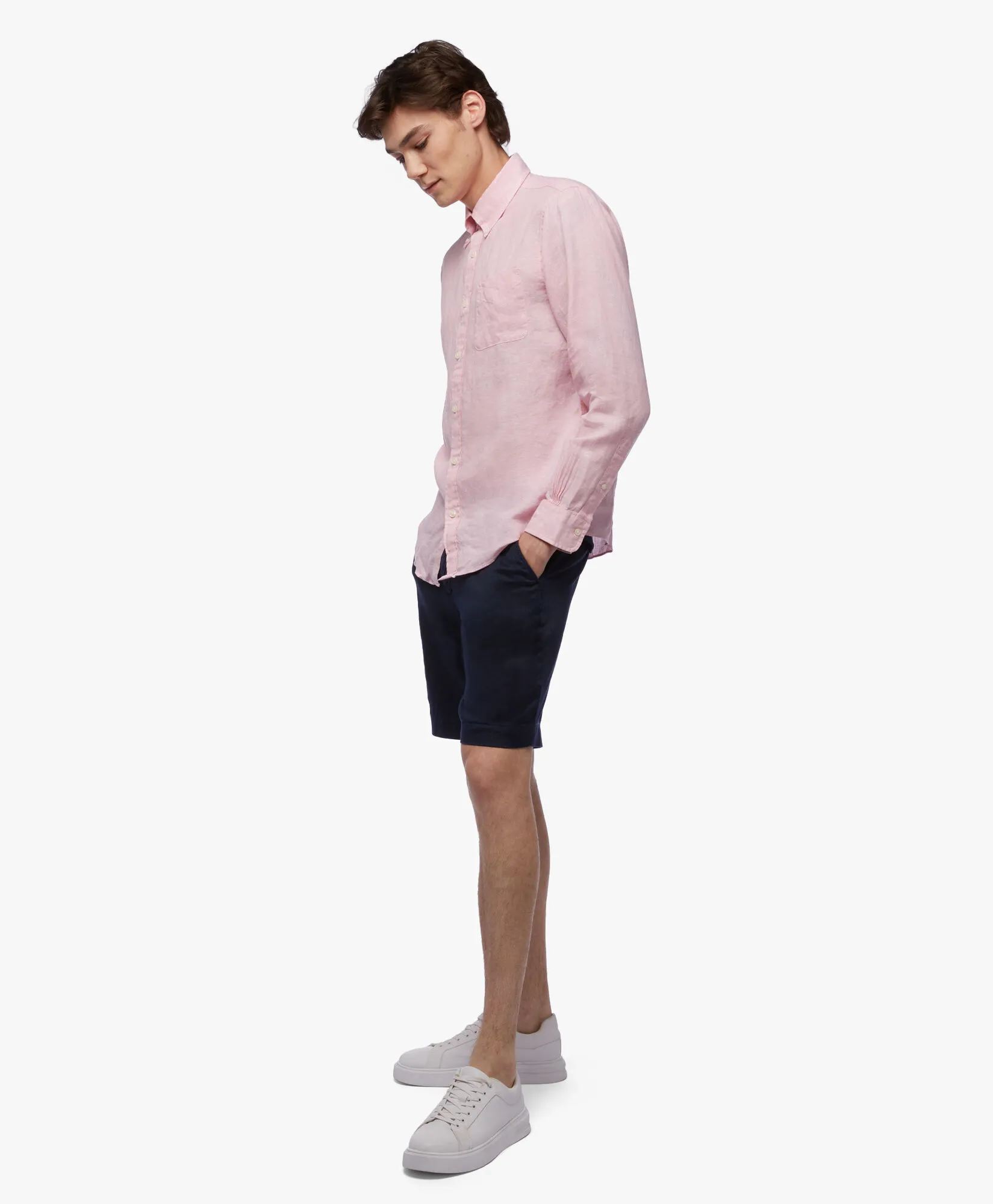 Camisa informal para hombre rosa pastel de corte regular en lino irlandés