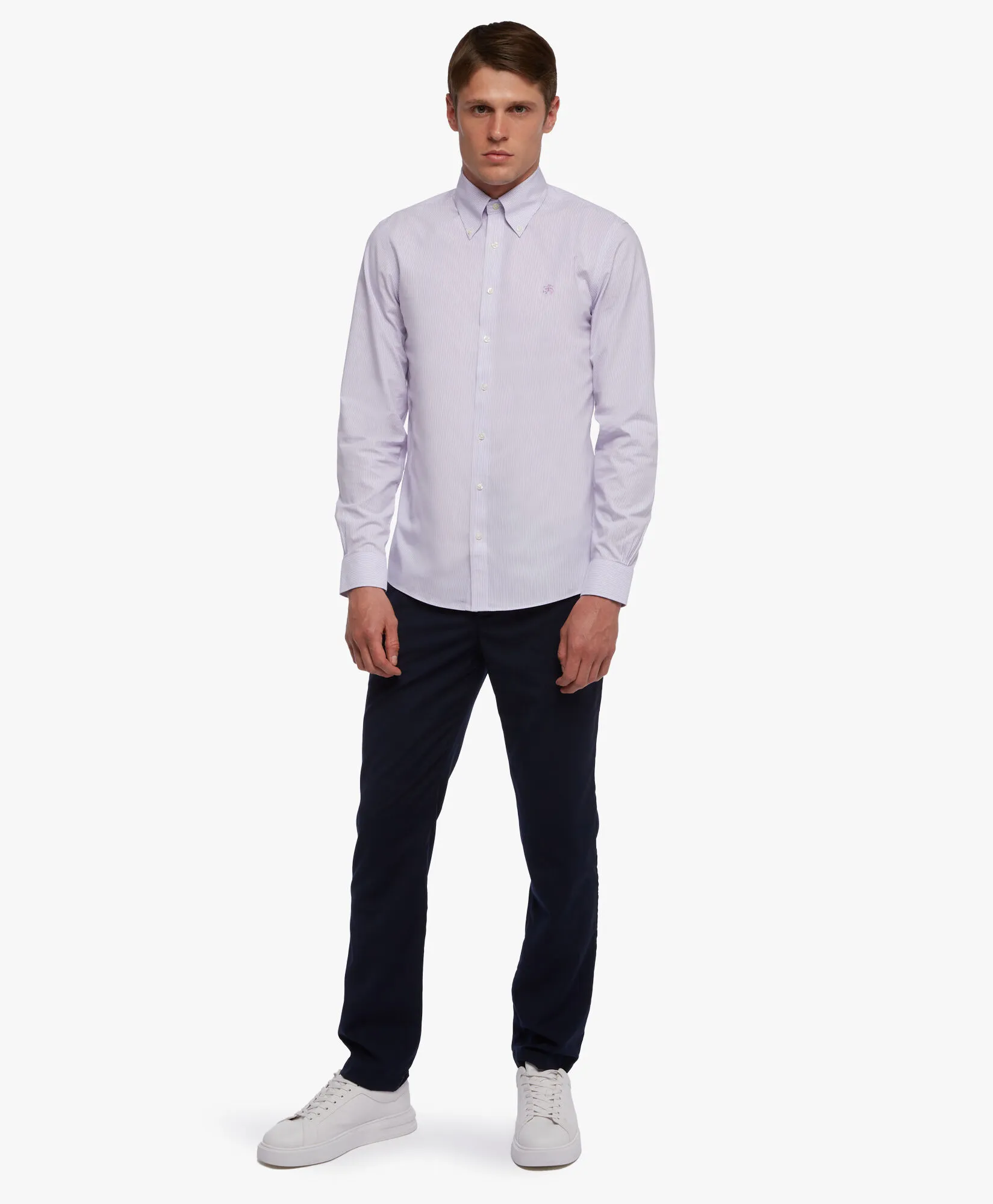 Camisa violeta pastel slim fit non-iron de algodón elástico con cuello button down