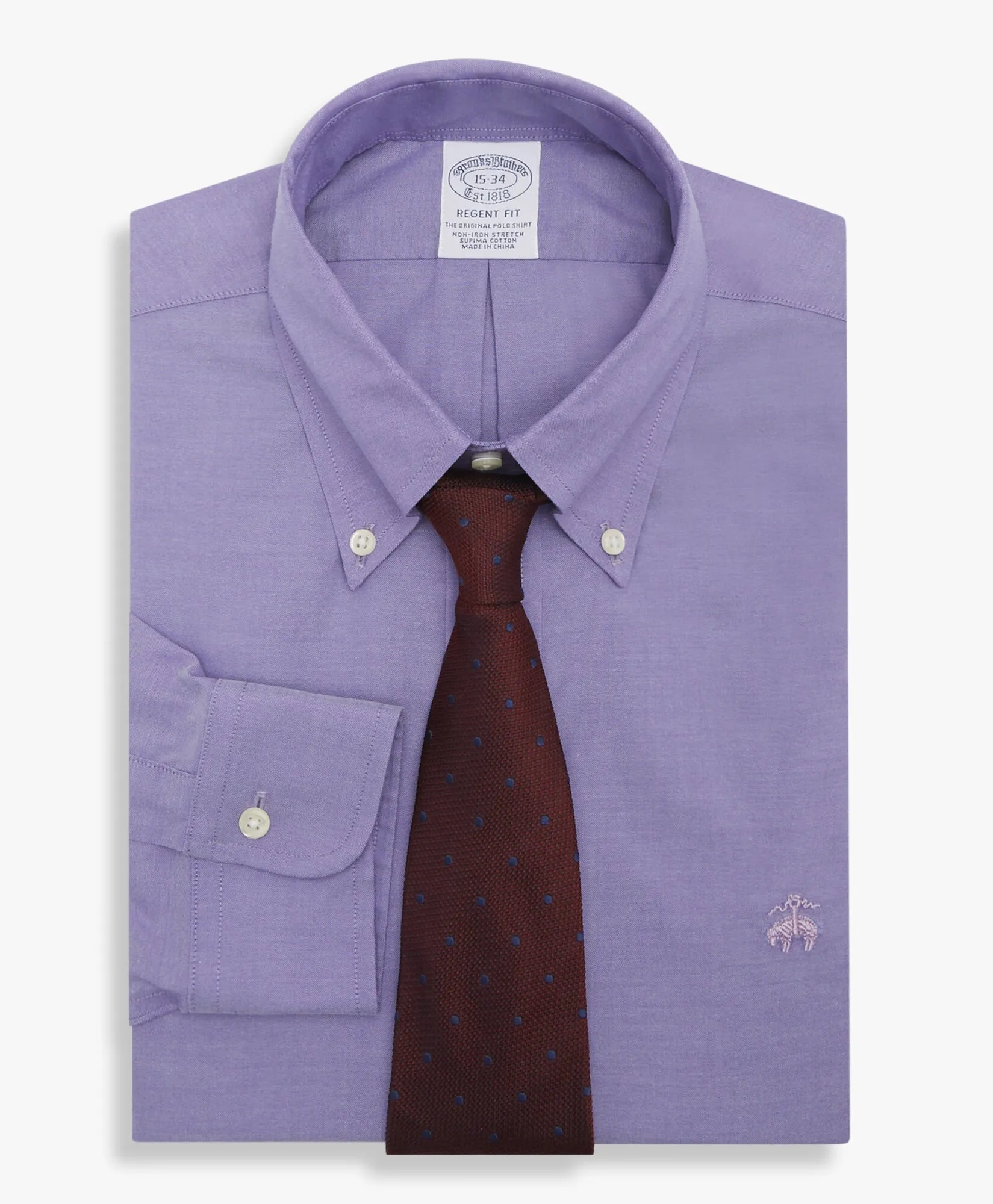 Camisa violeta regular fit non-iron de algodón elástico con cuello button down