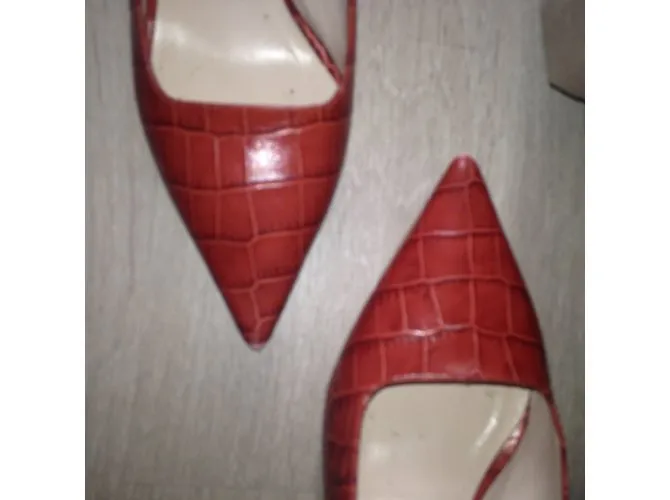 Escada Zapatillas Roja 