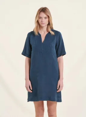 LA FEE MARABOUTEE Vestido recto de lino con cuello de pico en azul