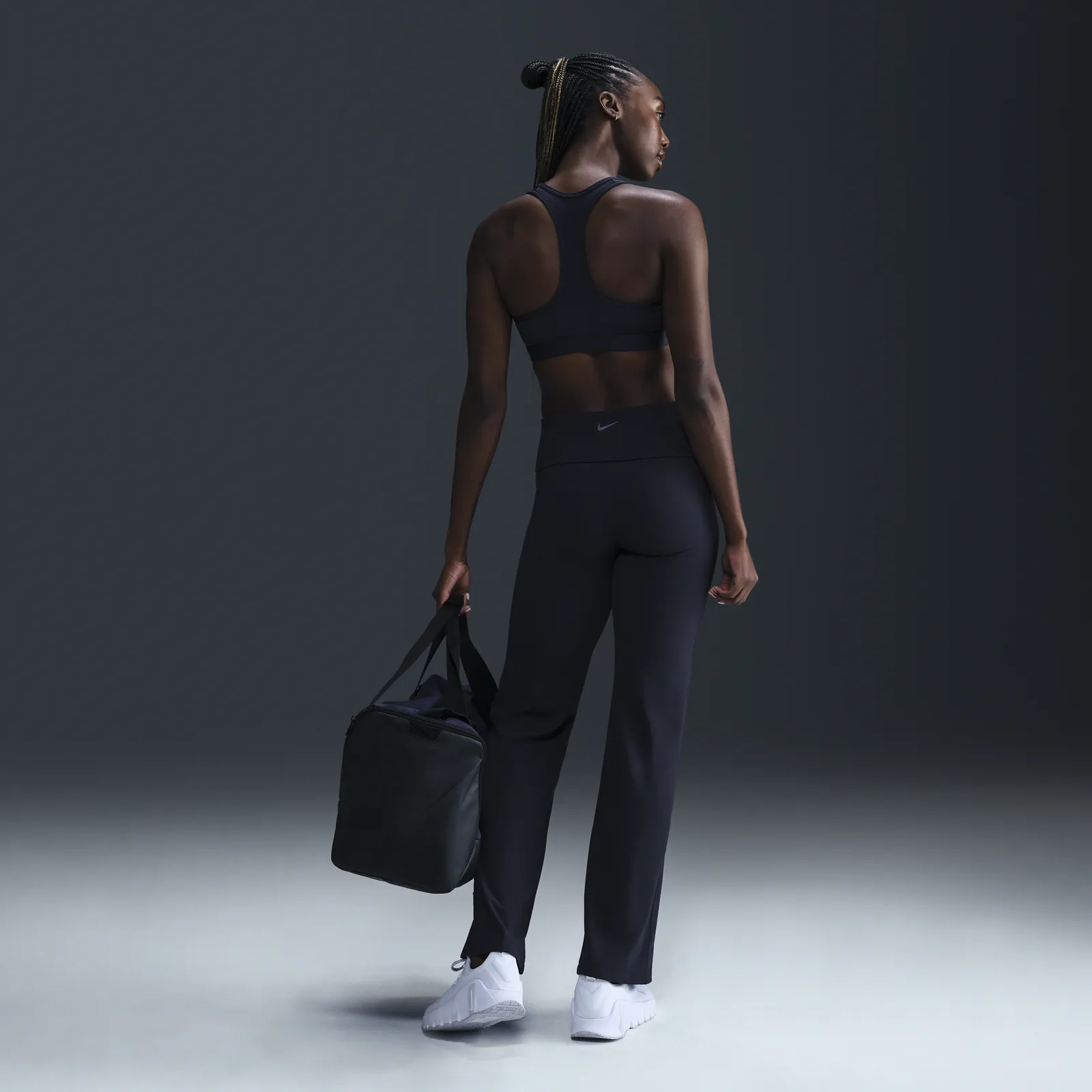 Nike High-Waisted Trousers