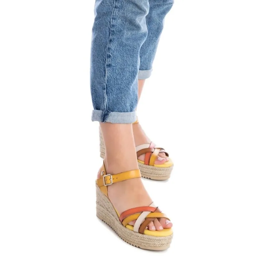 SANDALIAS REFRESH 170799 AMARILLO