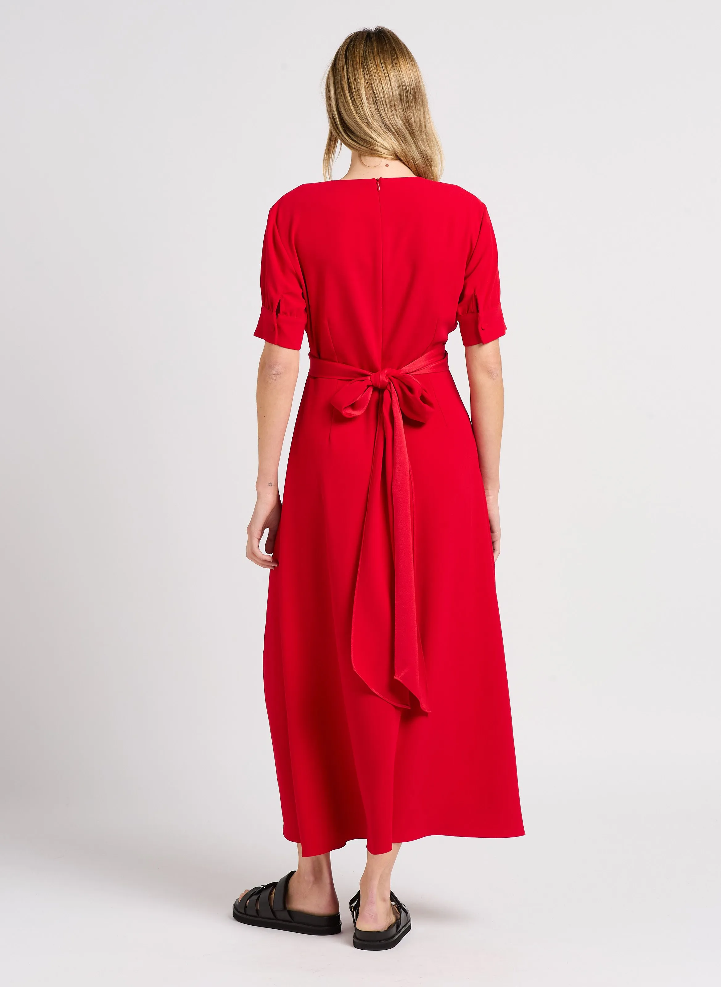 ZAPA ROSEAU - Vestido midi ajustado en rojo